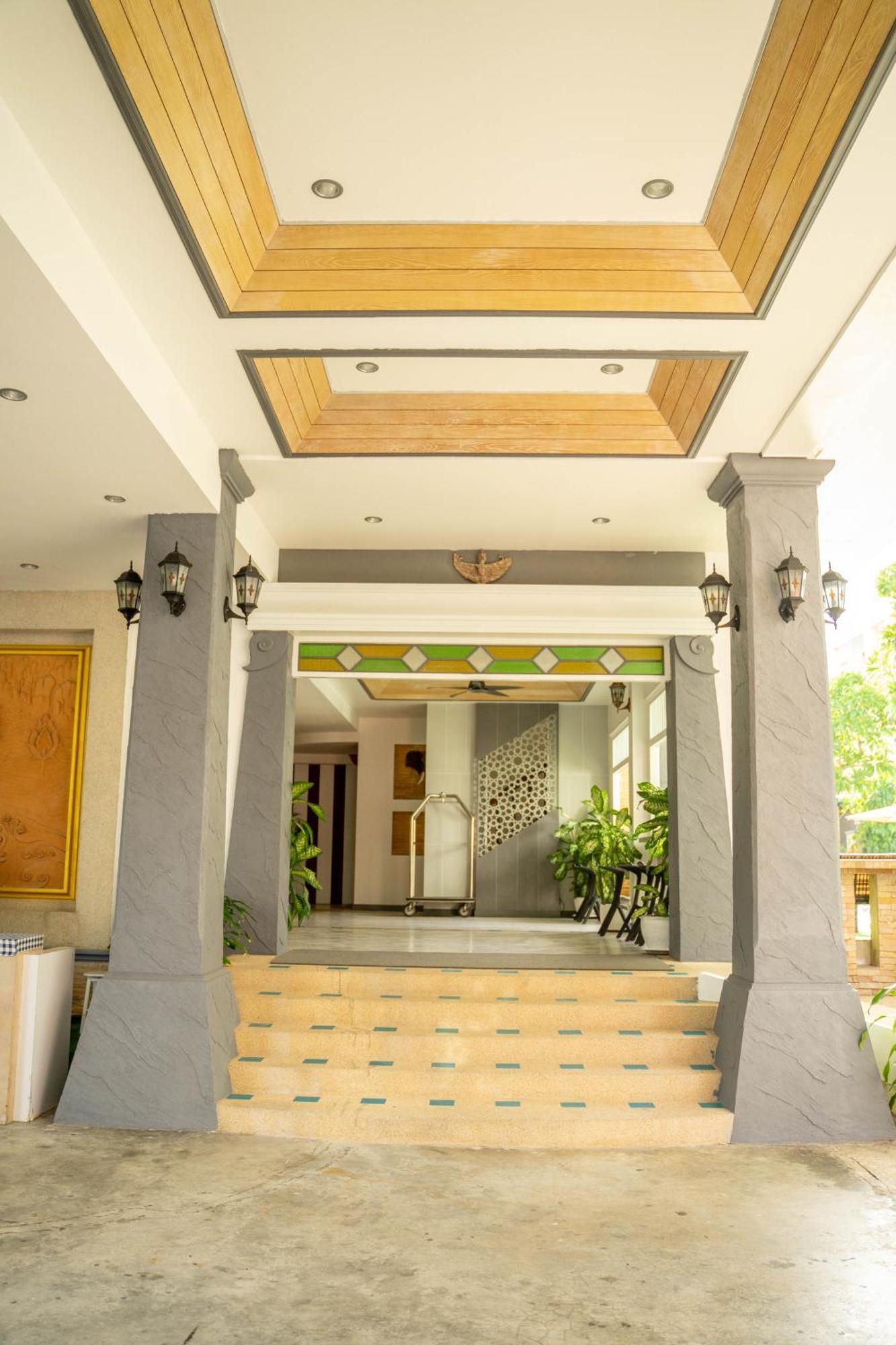 La Vintage Resort Patong Exterior foto